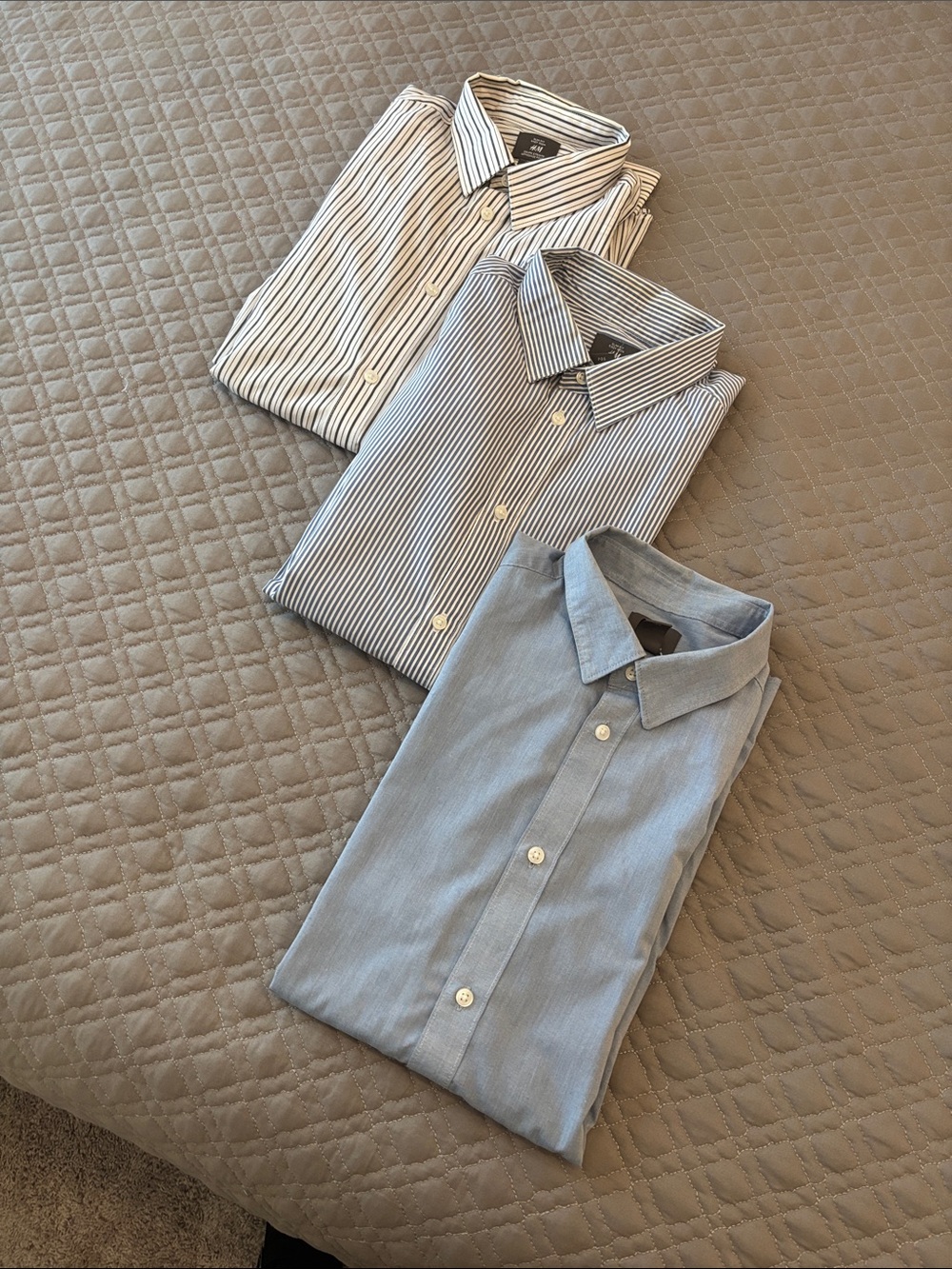 H&M | Men’s L Buy One Get 2 Free Tailor Fit Dress Shirts FREE SHIPPING